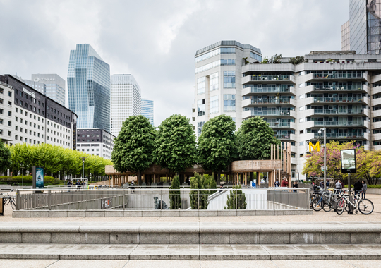 SPIE accompagne la ville de Courbevoie dans le déploiement de son réseau fibre optique et WiFi